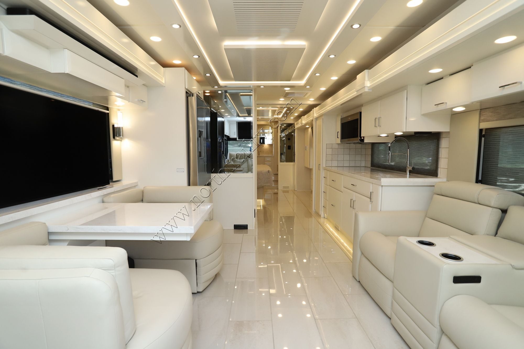 New 2027 Newmar Mountain Aire 3825 Class A  For Sale