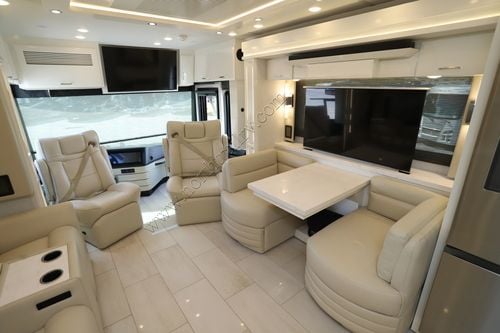 2027 Newmar Mountain Aire 3825