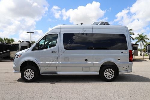 2026 Airstream Interstate 19 AP Tommy Bahama B Mercedes