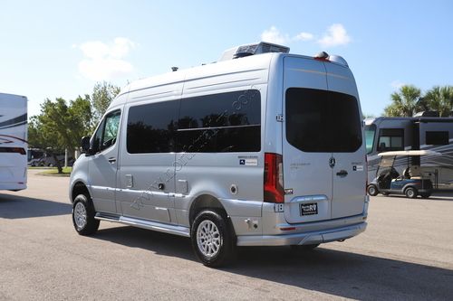 2026 Airstream Interstate 19 AP Tommy Bahama B Mercedes