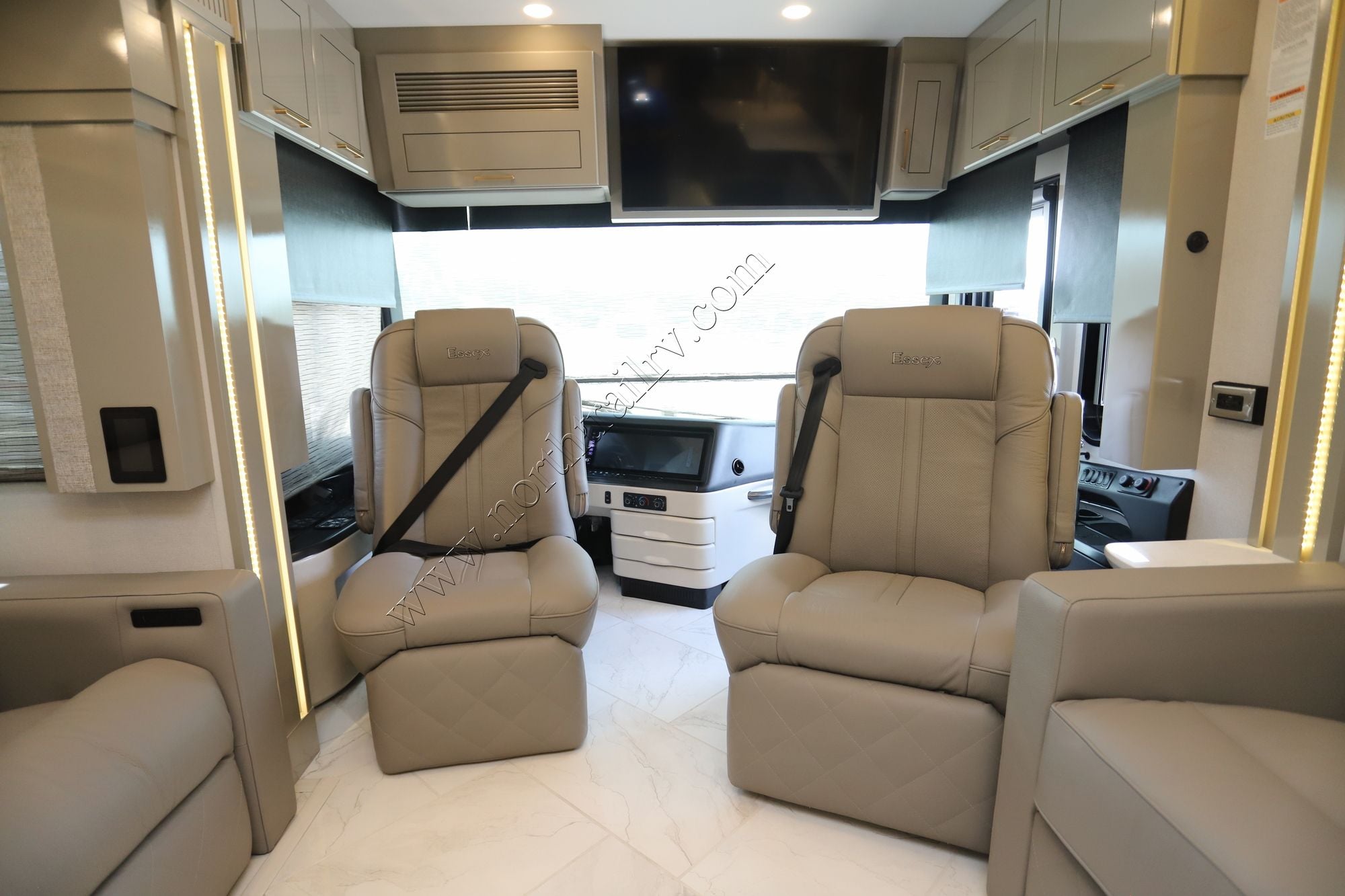New 2027 Newmar Essex 4551 Class A  For Sale