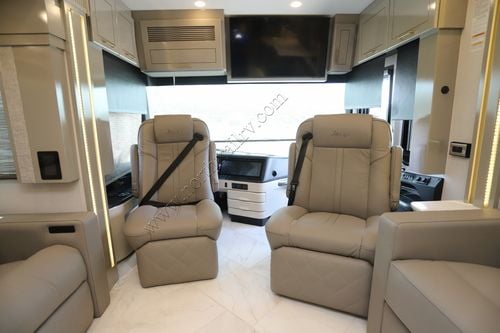 2027 Newmar Essex 4551 Class A Diesel