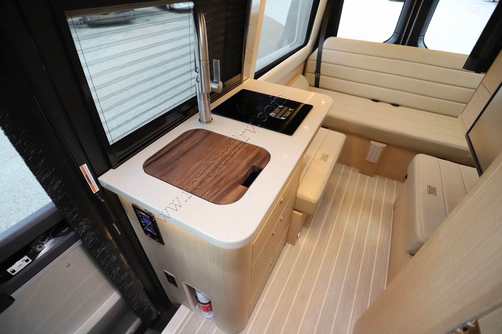 New 2026 Airstream Interstate 19 AP Tommy Bahama Class B  For Sale