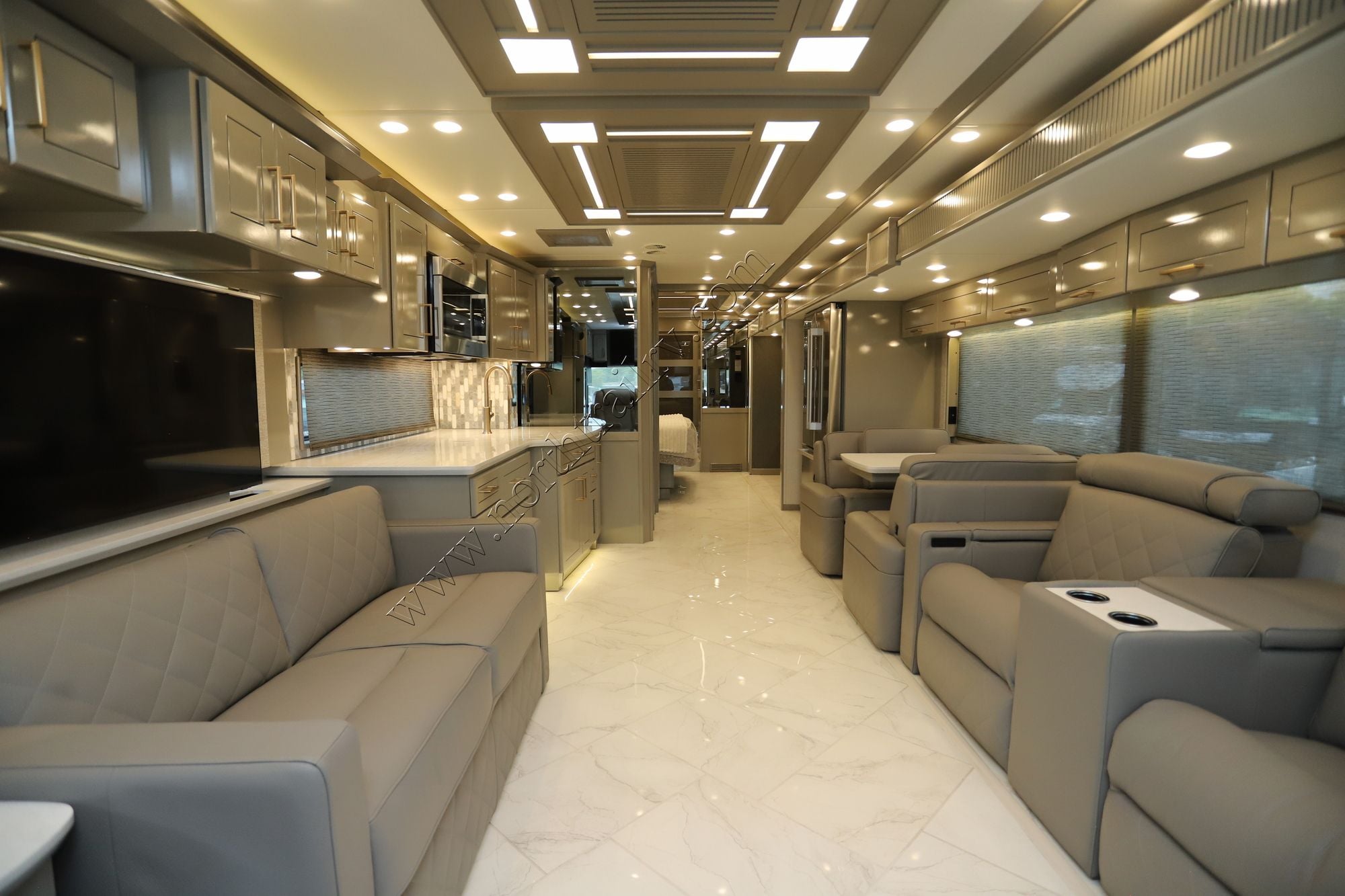 New 2027 Newmar Essex 4551 Class A  For Sale