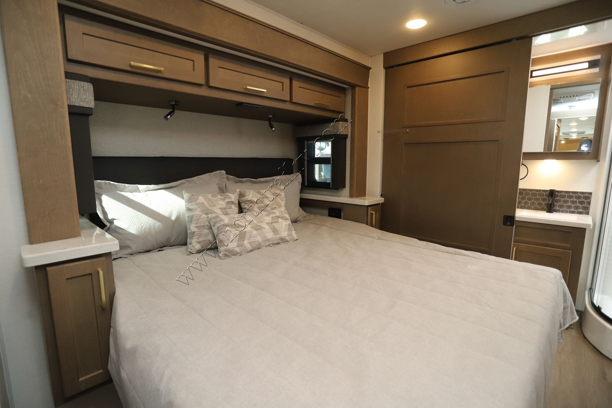 New 2026 Renegade Rv Valencia 39RB Super C  For Sale