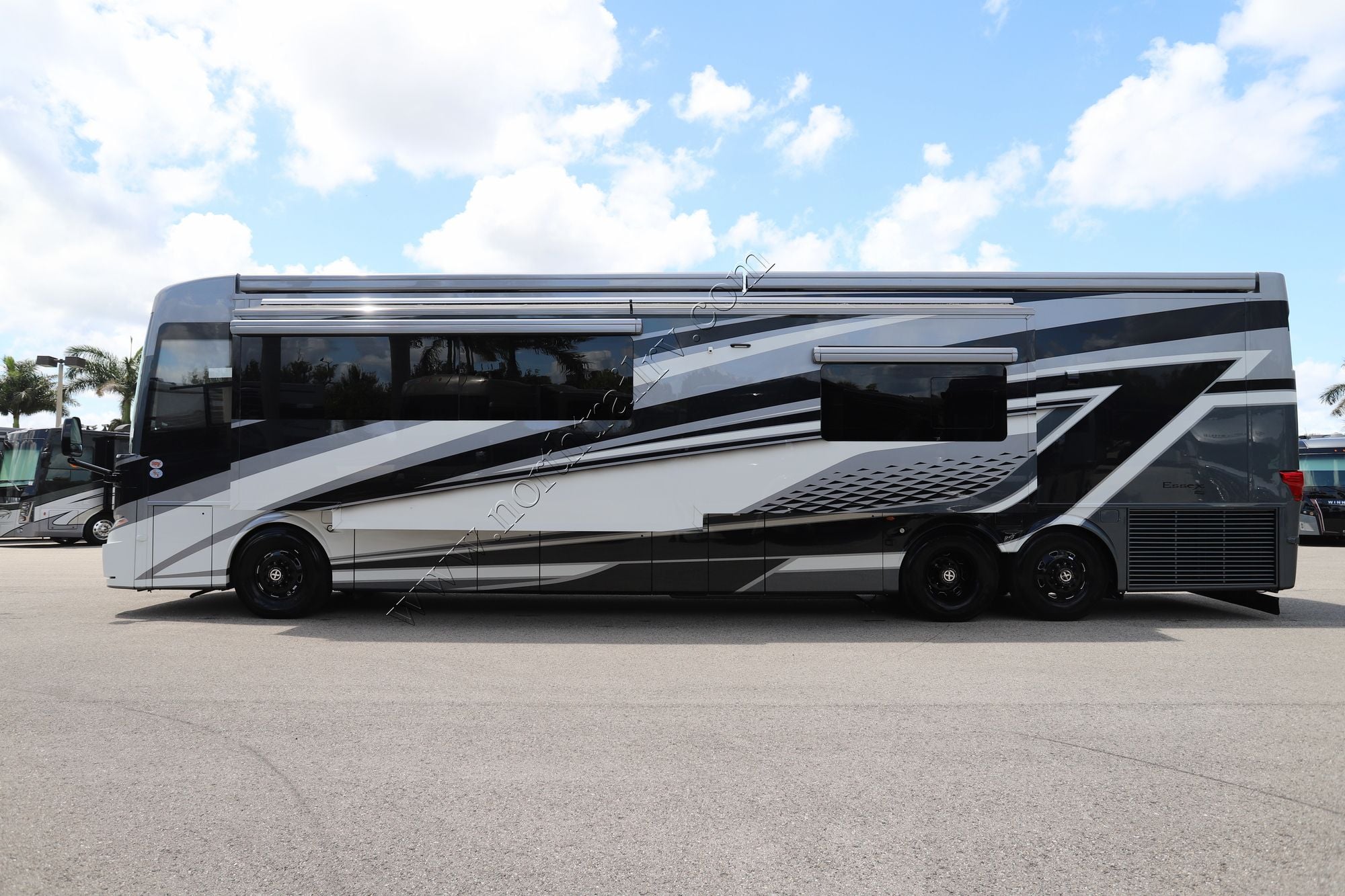 New 2027 Newmar Essex 4551 Class A  For Sale