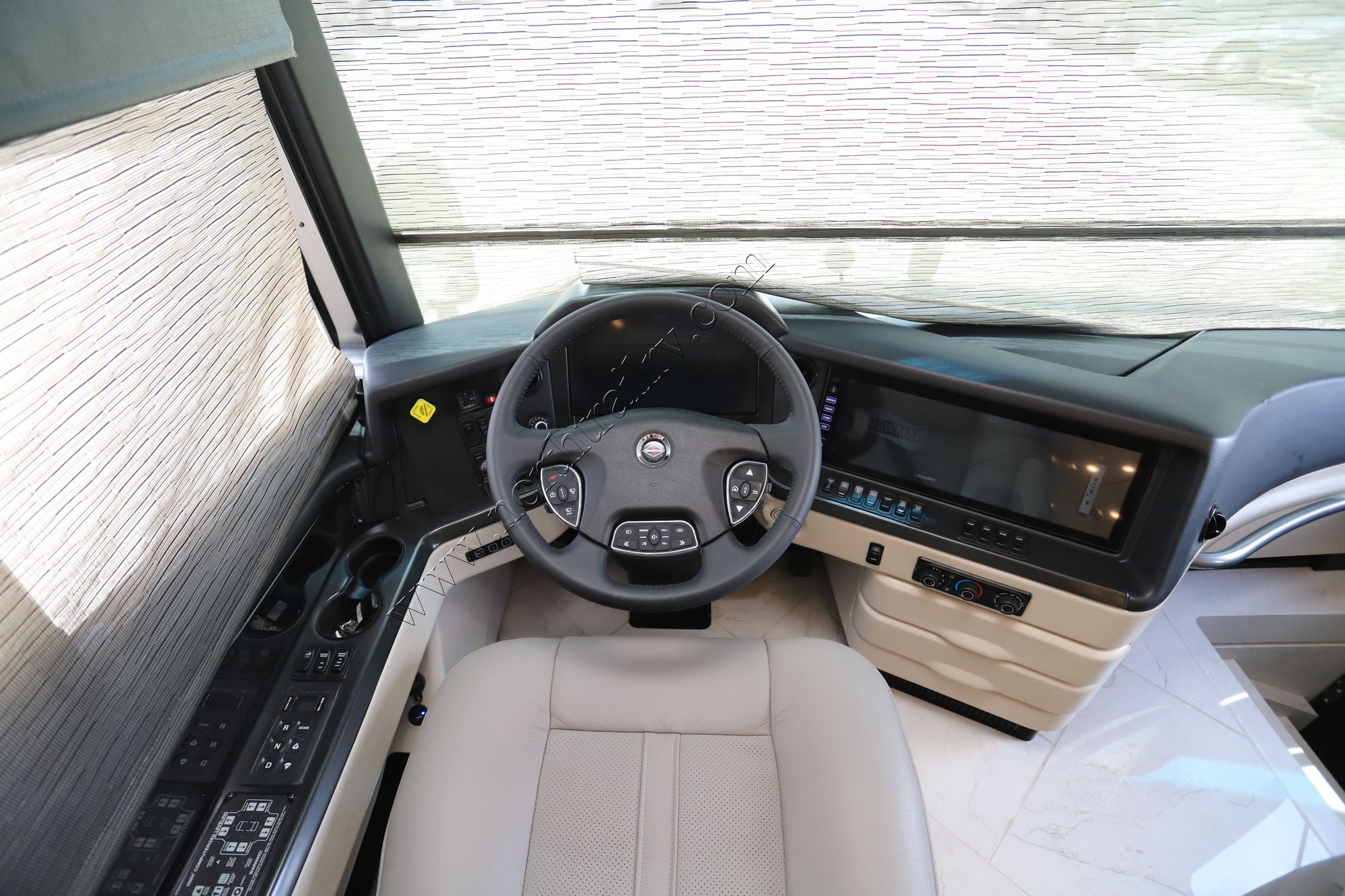 New 2027 Newmar Essex 4551 Class A  For Sale