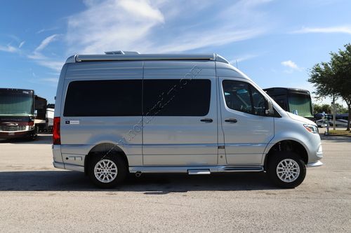 2026 Airstream Interstate 19 AP Tommy Bahama B Mercedes