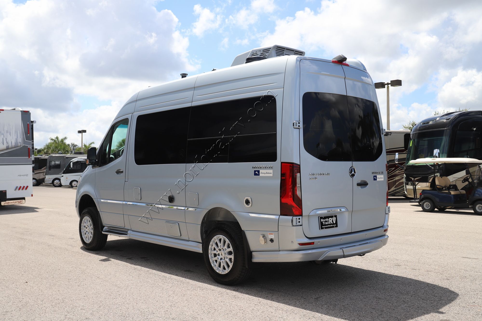 New 2026 Airstream Interstate 19 AP Tommy Bahama Class B  For Sale