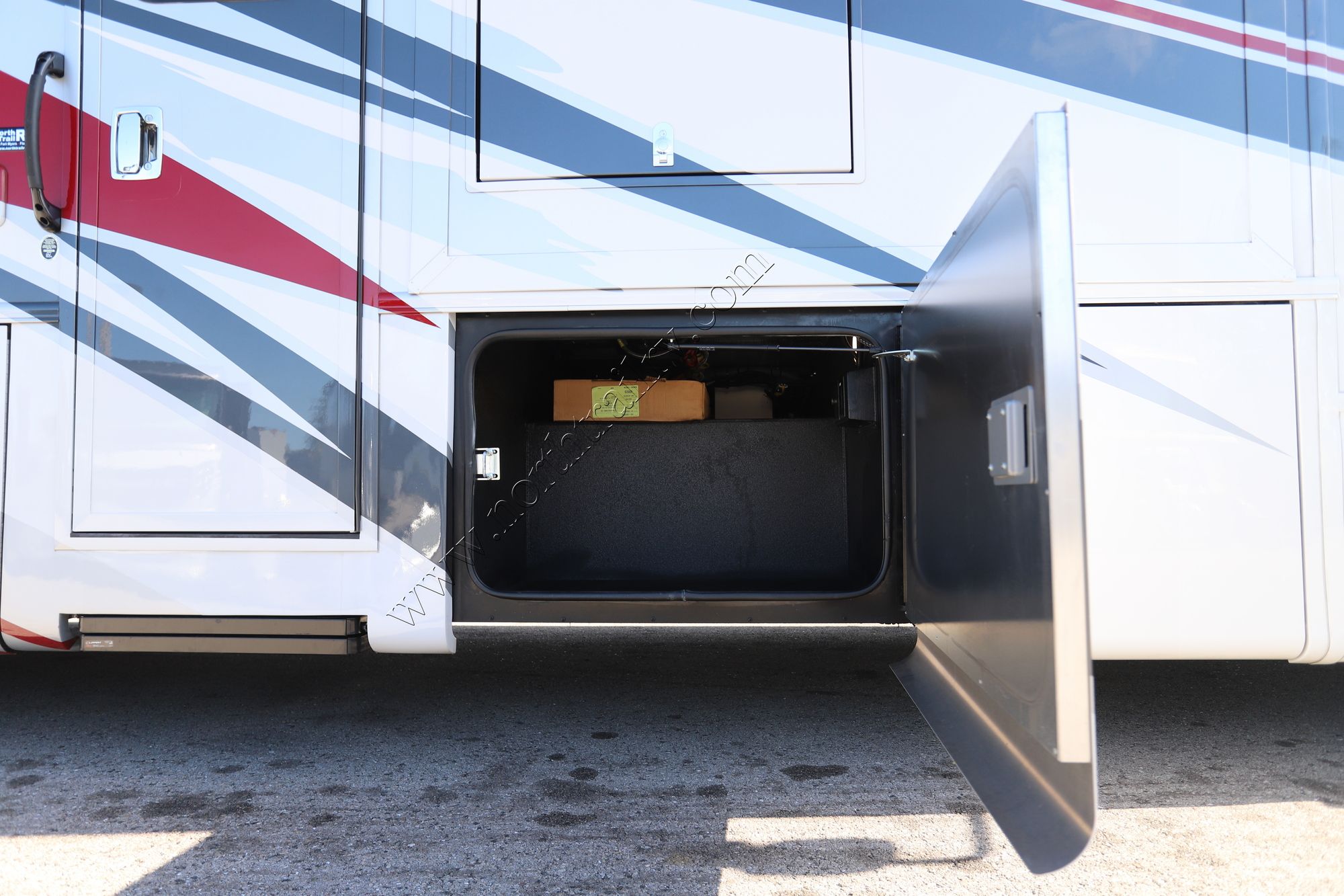 New 2026 Tiffin Motor Homes Allegro Bay 38BB Super C  For Sale