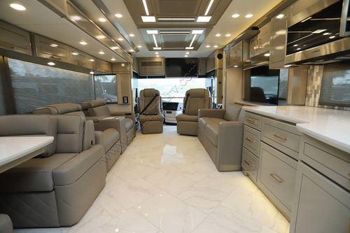 2027 Newmar Essex 4551 Class A Diesel