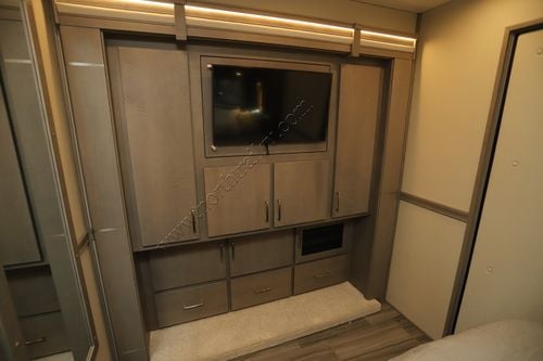 2026 Renegade Rv Classic Garage 2609