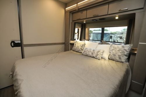 2026 Renegade Rv Classic Garage 2609
