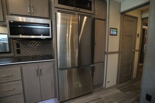 2026 Renegade Rv Classic Garage 2609