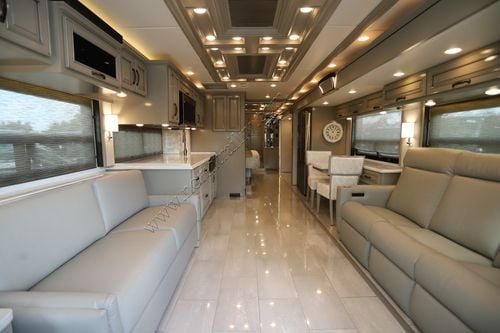 2027 Newmar Dutch Star 4369 Class A