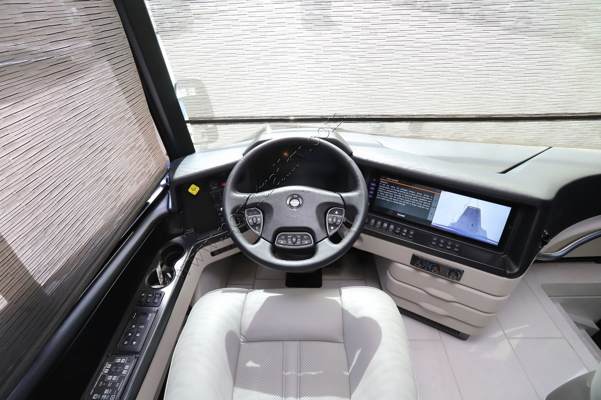 New 2026 Newmar Essex 4551 Class A  For Sale