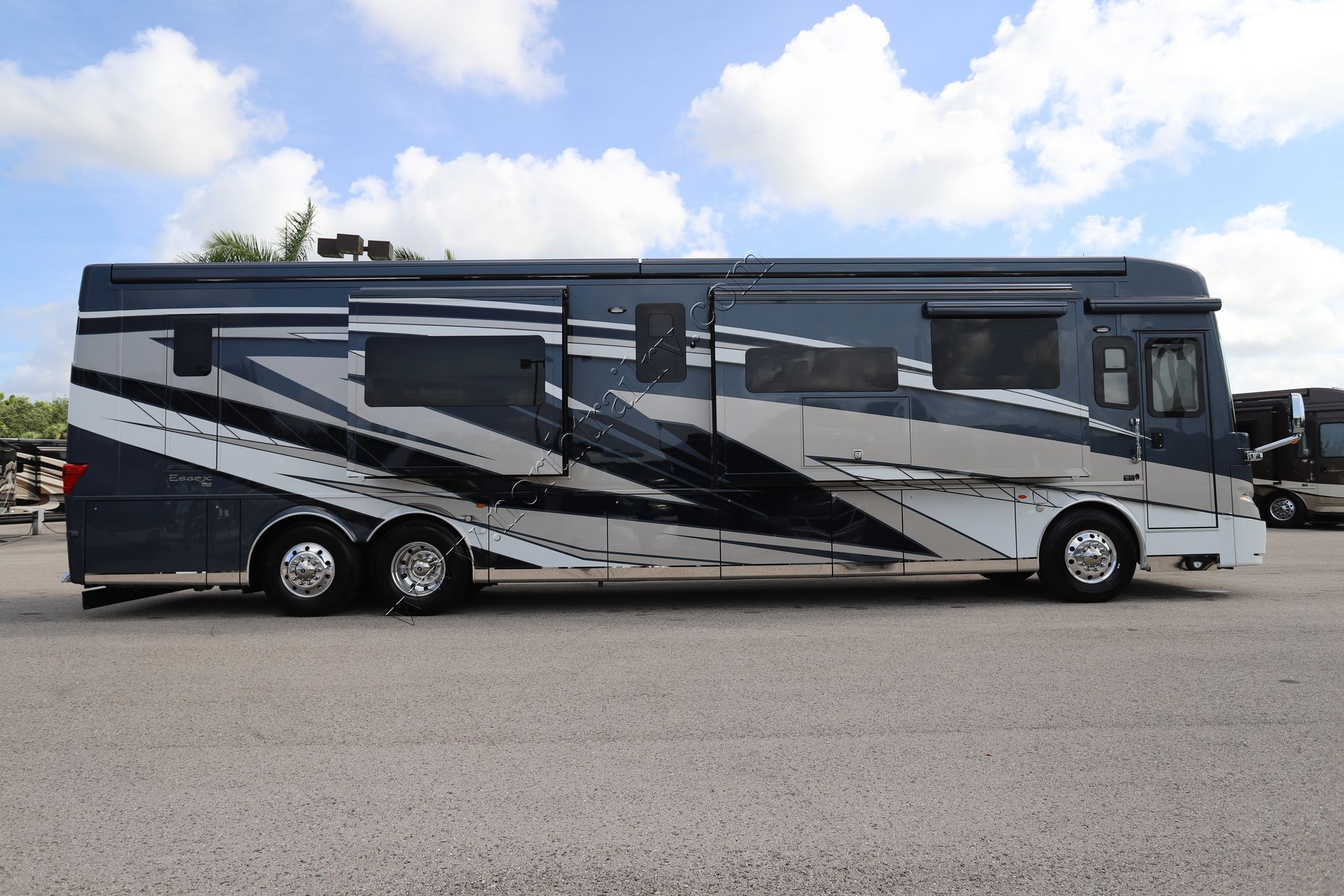 New 2026 Newmar Essex 4551 Class A  For Sale