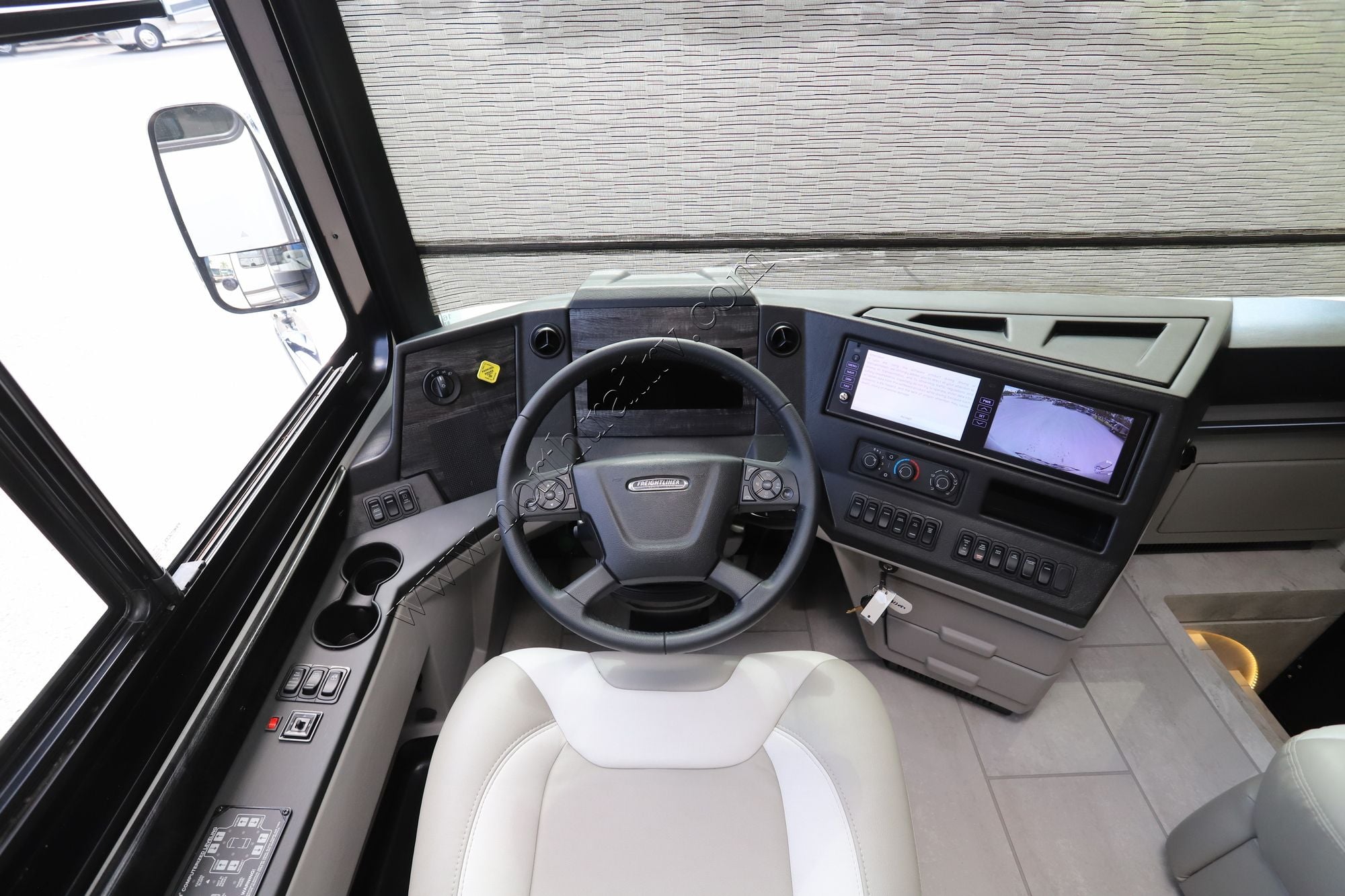 New 2027 Newmar Dutch Star 4369 Class A  For Sale