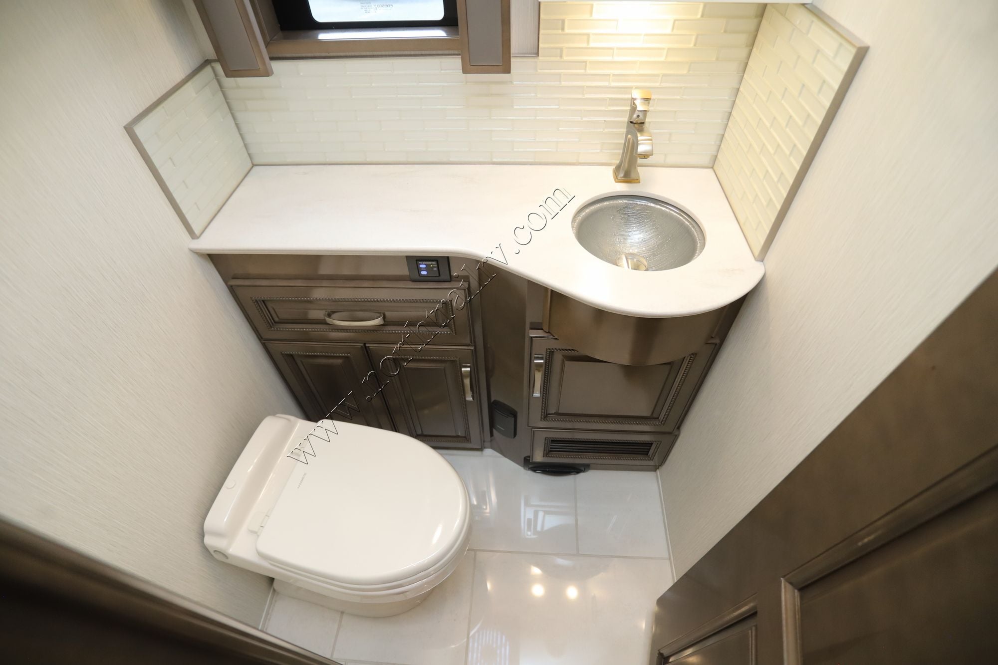 New 2026 Newmar Essex 4551 Class A  For Sale