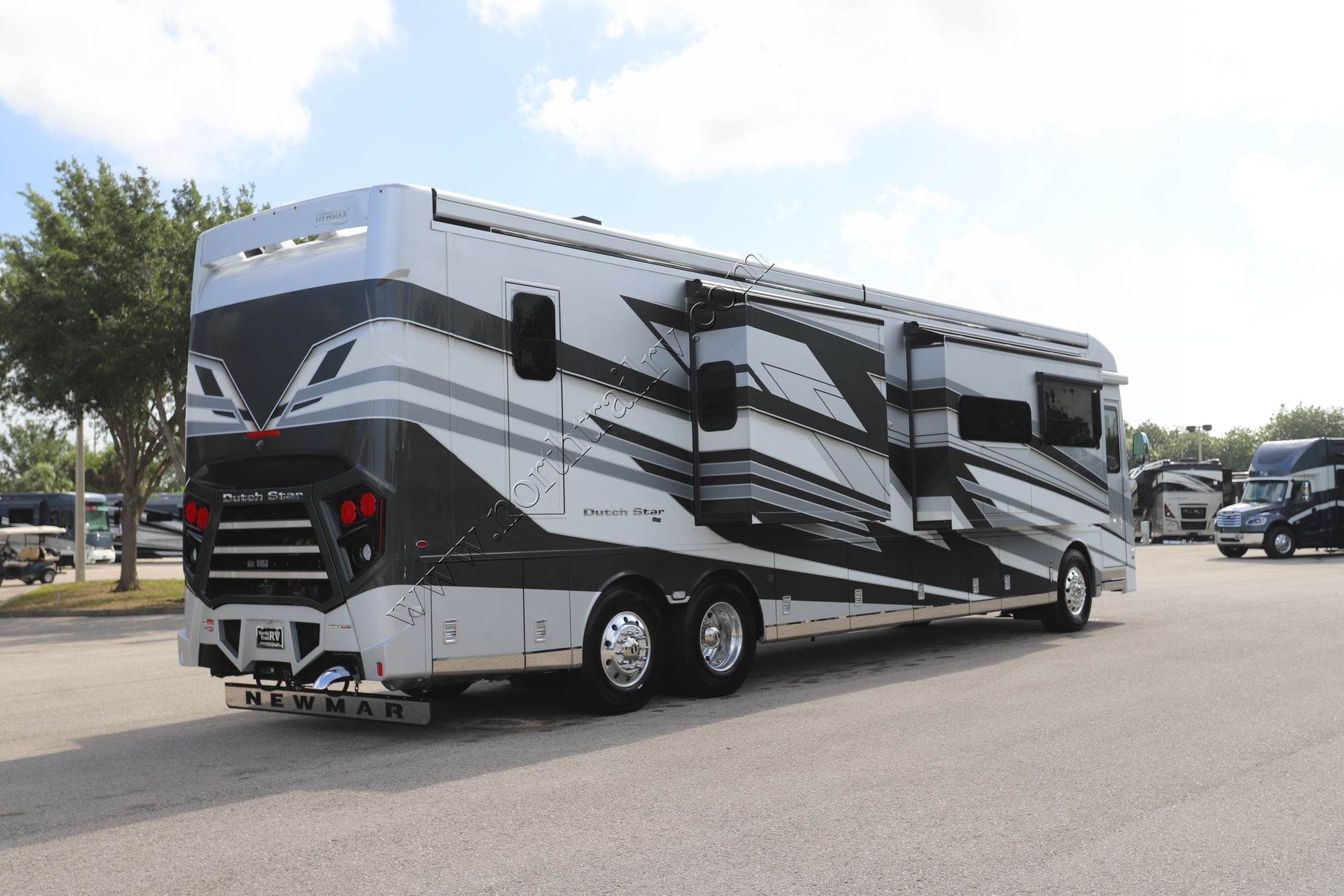 New 2027 Newmar Dutch Star 4369 Class A  For Sale