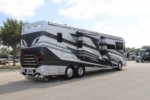 2027 Newmar Dutch Star 4369 Class A