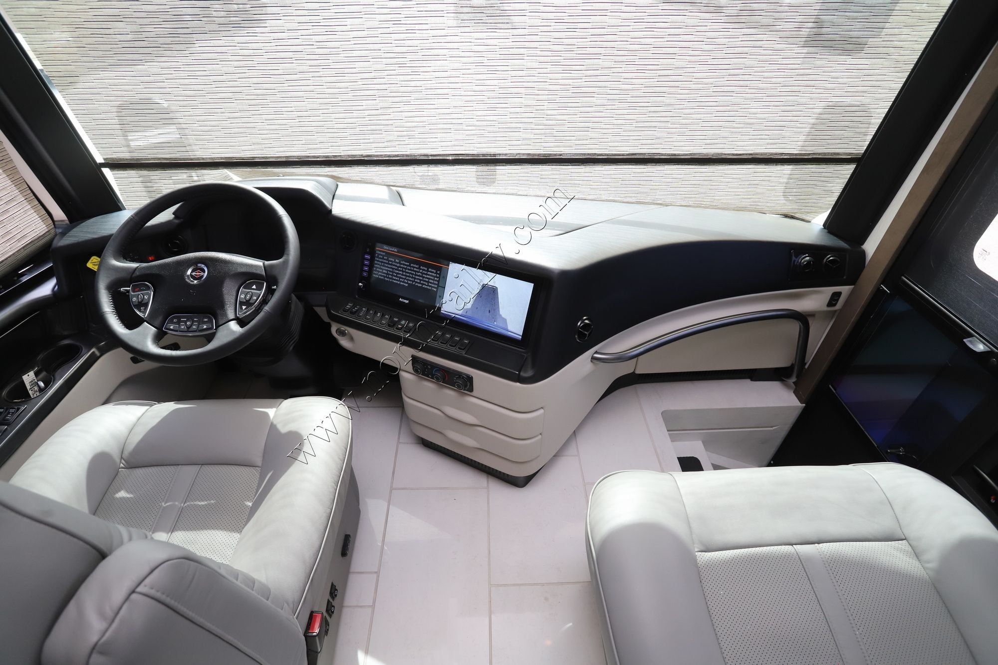 New 2026 Newmar Essex 4551 Class A  For Sale