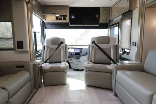 2027 Newmar Dutch Star 4369 Class A