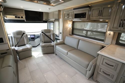 2027 Newmar Dutch Star 4369 Class A
