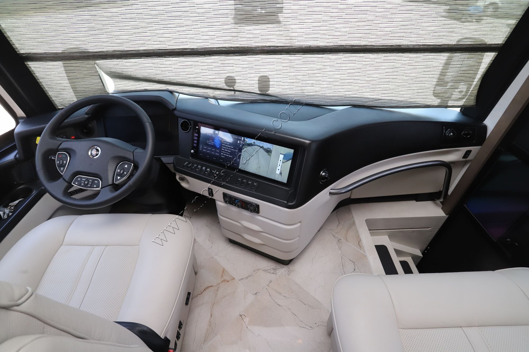 New 2027 Newmar Essex 4595 Class A  For Sale