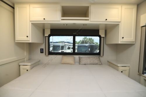 2026 Tiffin Motor Homes Allegro 29NA