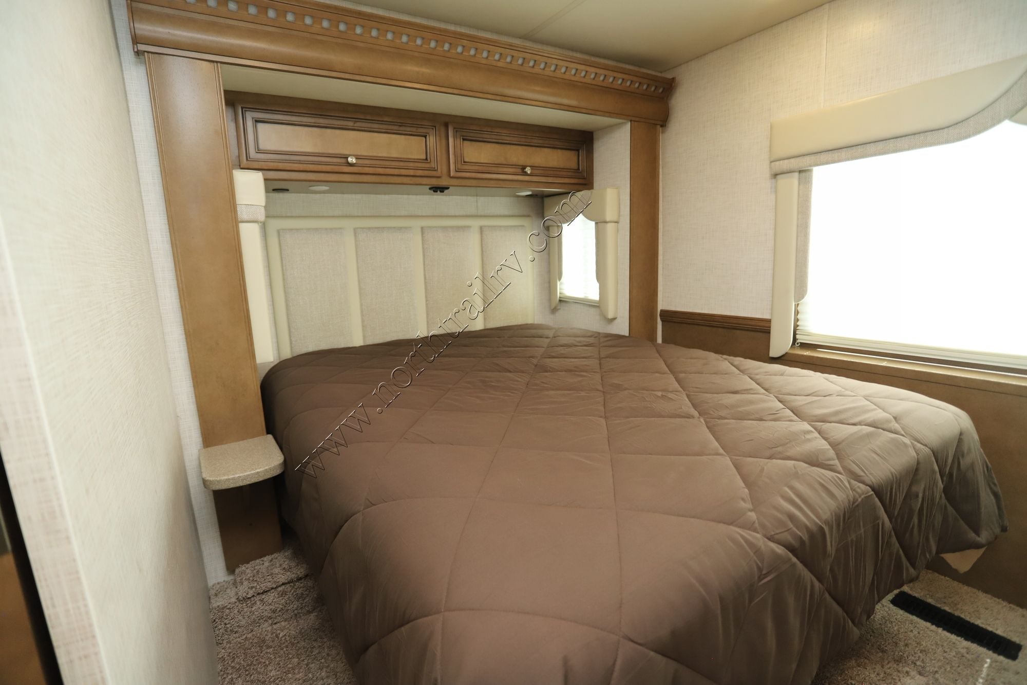 Used 2021 Newmar Bay Star Sport 3014 Class A  For Sale