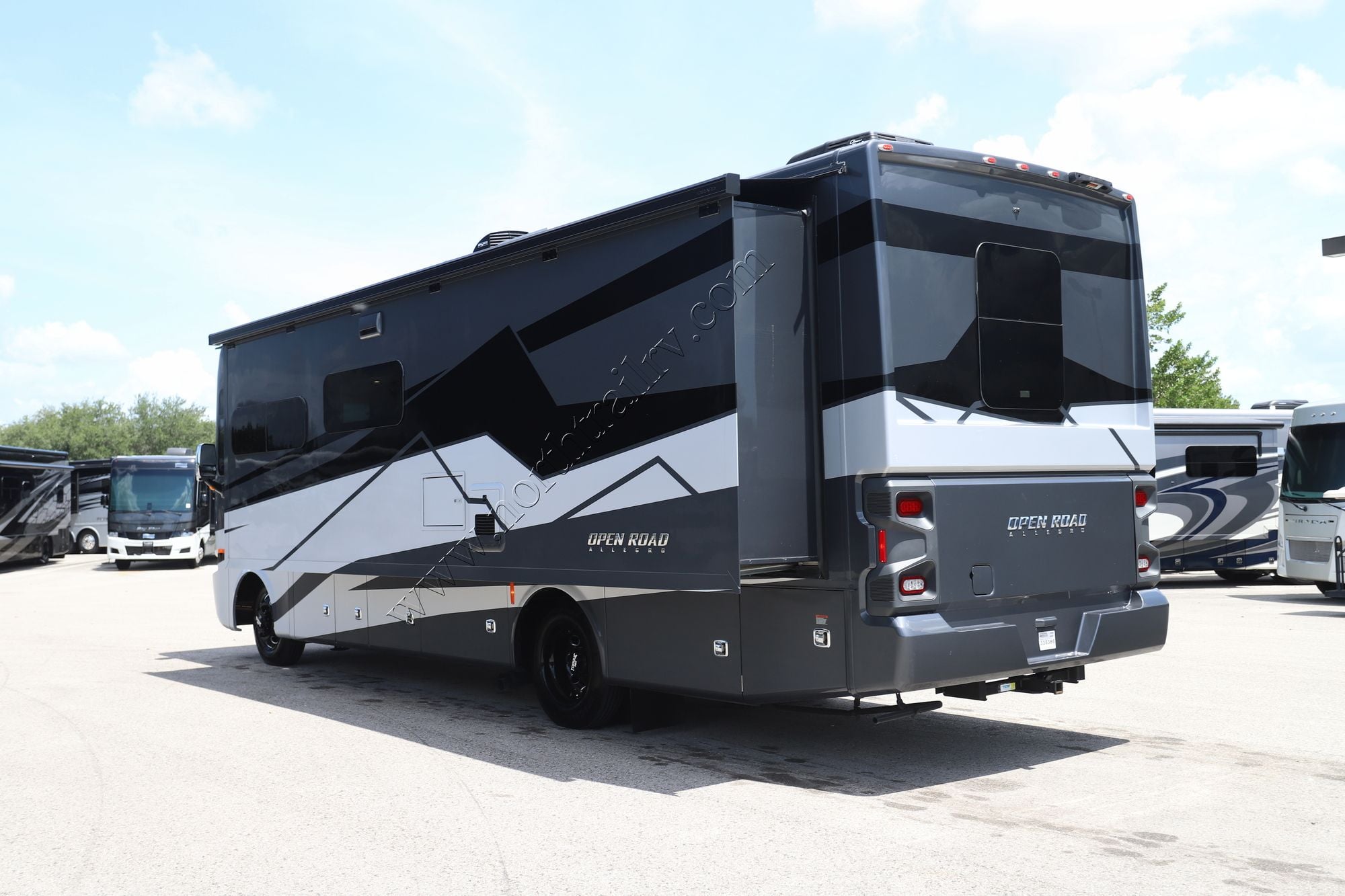 Used 2026 Tiffin Motor Homes Allegro 29NA Class A  For Sale