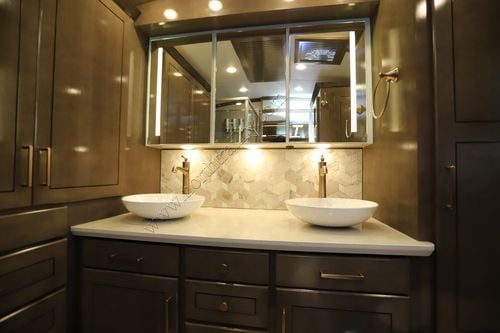 2027 Newmar Essex 4595