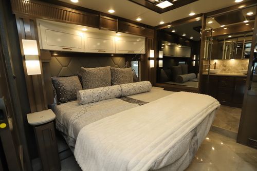 2027 Newmar Essex 4595