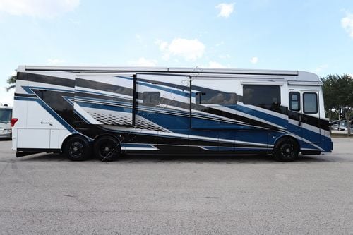 2027 Newmar Essex 4595