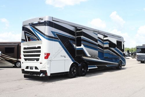 2027 Newmar Essex 4595