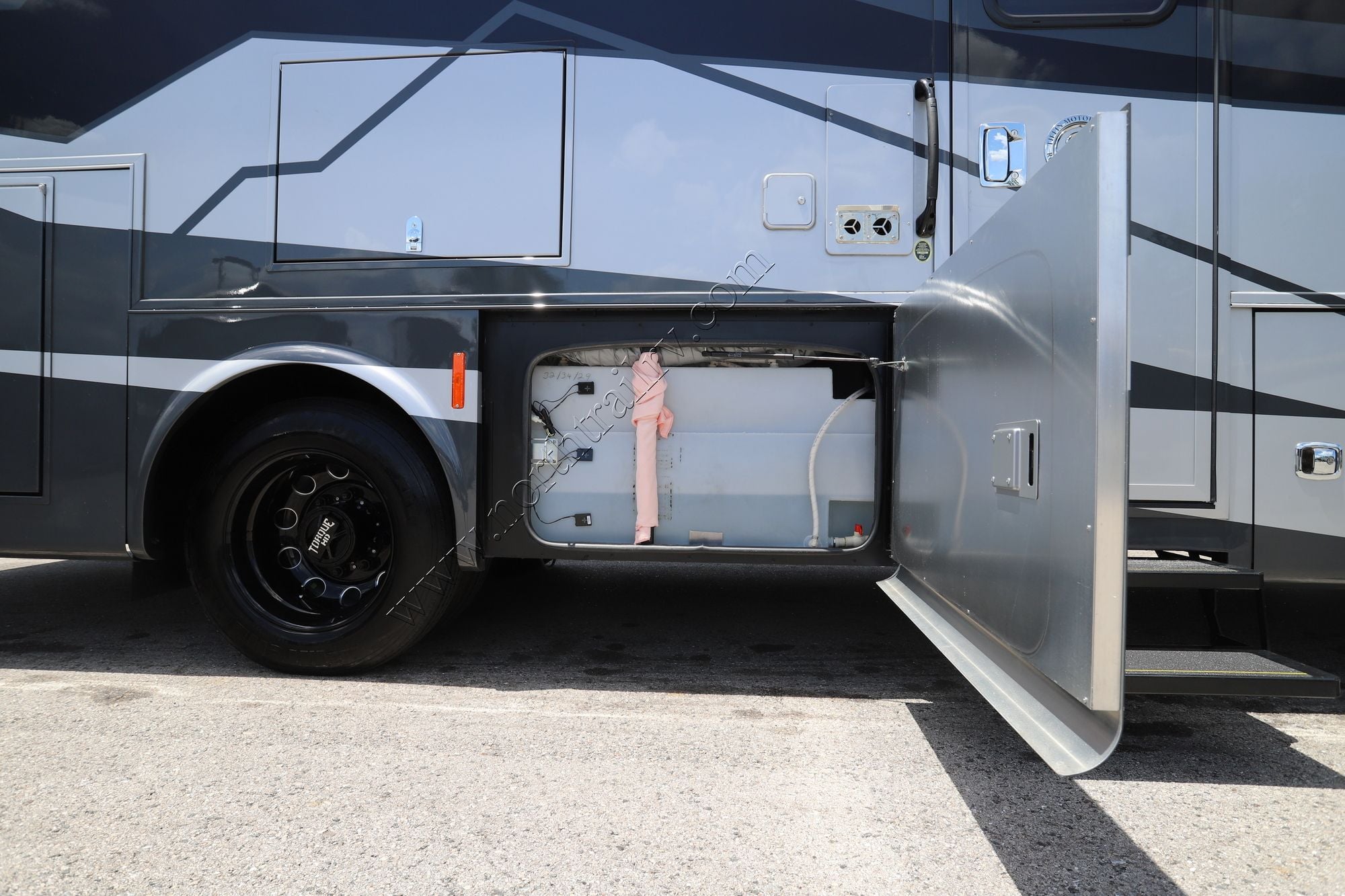 Used 2026 Tiffin Motor Homes Allegro 29NA Class A  For Sale