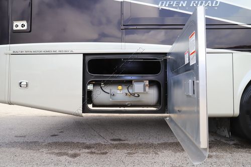2022 Tiffin Motor Homes Allegro 36UA