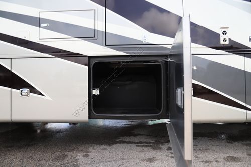 2022 Tiffin Motor Homes Allegro 36UA