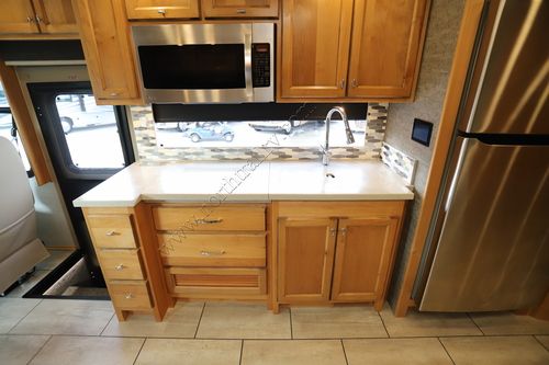 2022 Tiffin Motor Homes Allegro 36UA