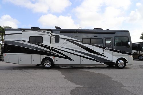 2022 Tiffin Motor Homes Allegro 36UA
