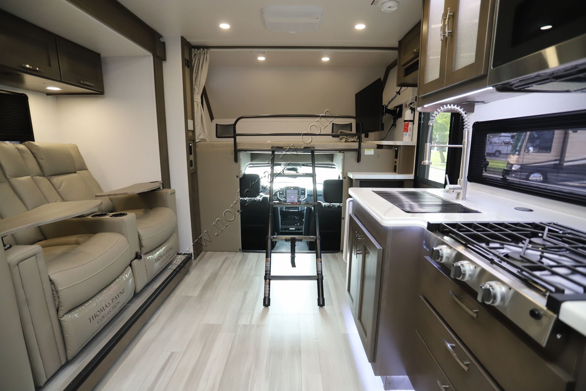 New 2026 Dynamax Isata 5 30FW 4X4 EX Super C  For Sale