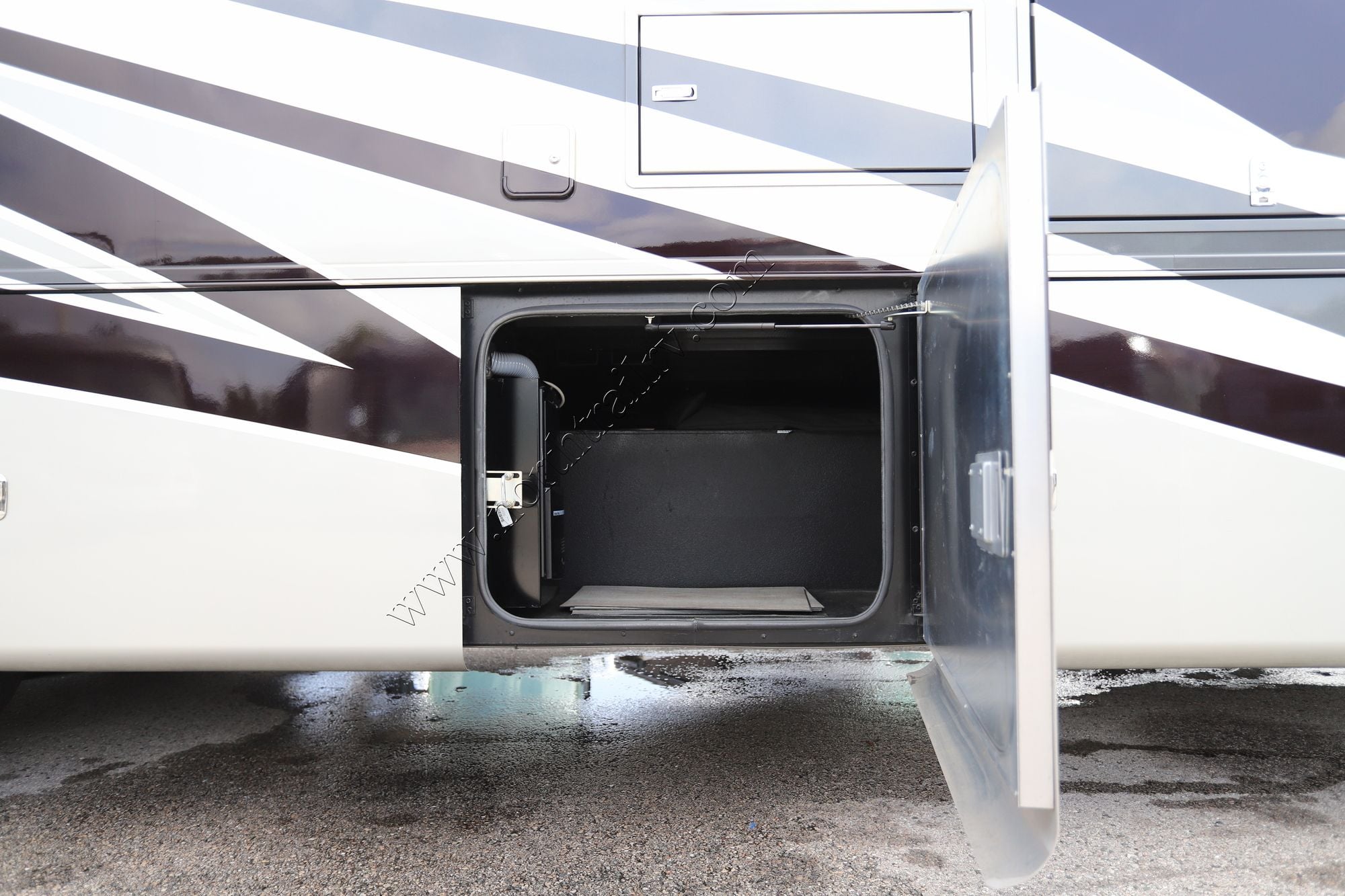 Used 2022 Tiffin Motor Homes Allegro 36UA Class A  For Sale