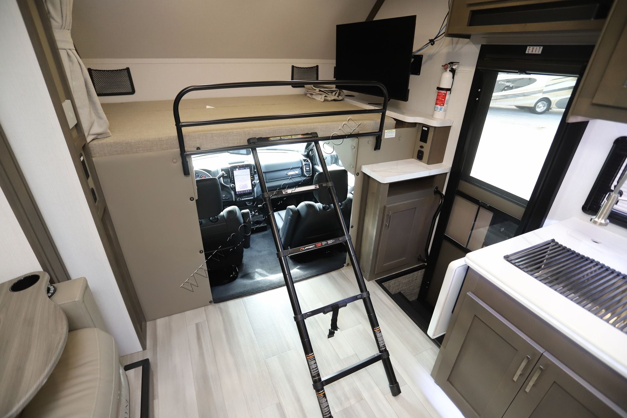 New 2026 Dynamax Isata 5 30FW 4X4 EX Super C  For Sale