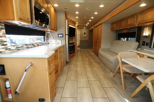 2022 Tiffin Motor Homes Allegro 36UA