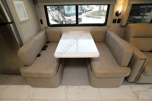 2025 Tiffin Motor Homes Allegro Bay 38AB