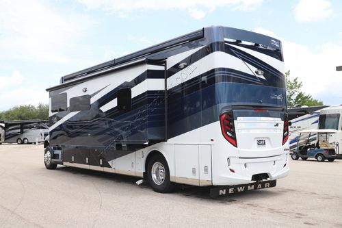 2026 Newmar Super Star 3731 Super C