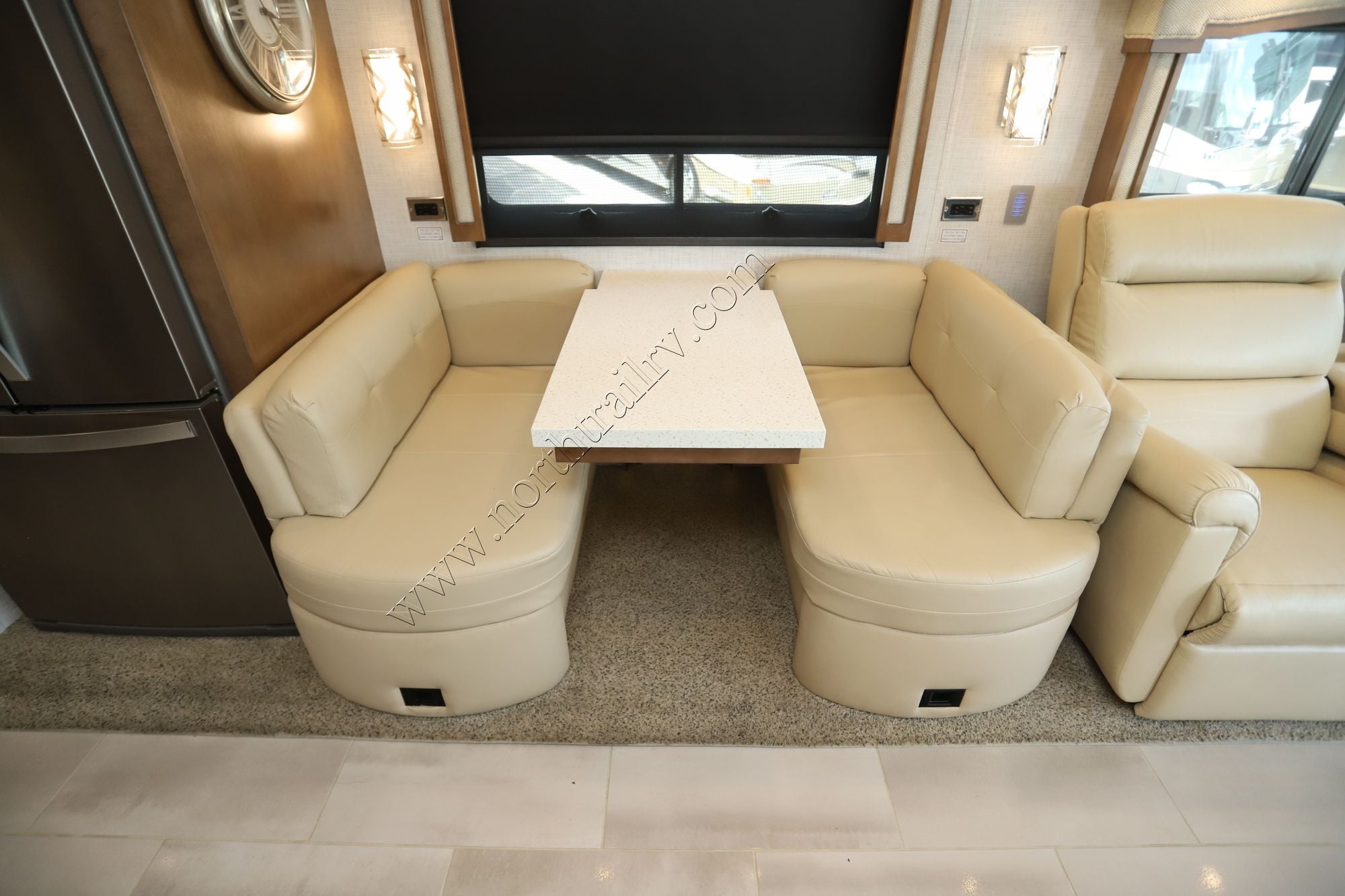 Used 2020 Newmar Ventana 3709 Class A  For Sale