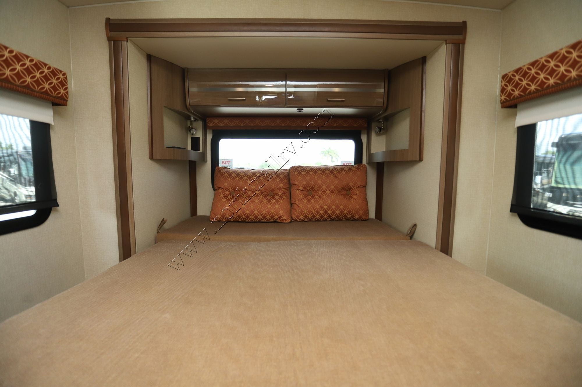Used 2014 Winnebago View Profile 24G Class C  For Sale