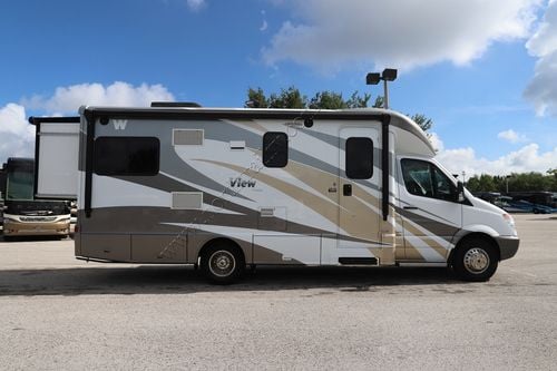 2014 Winnebago View Profile 24G